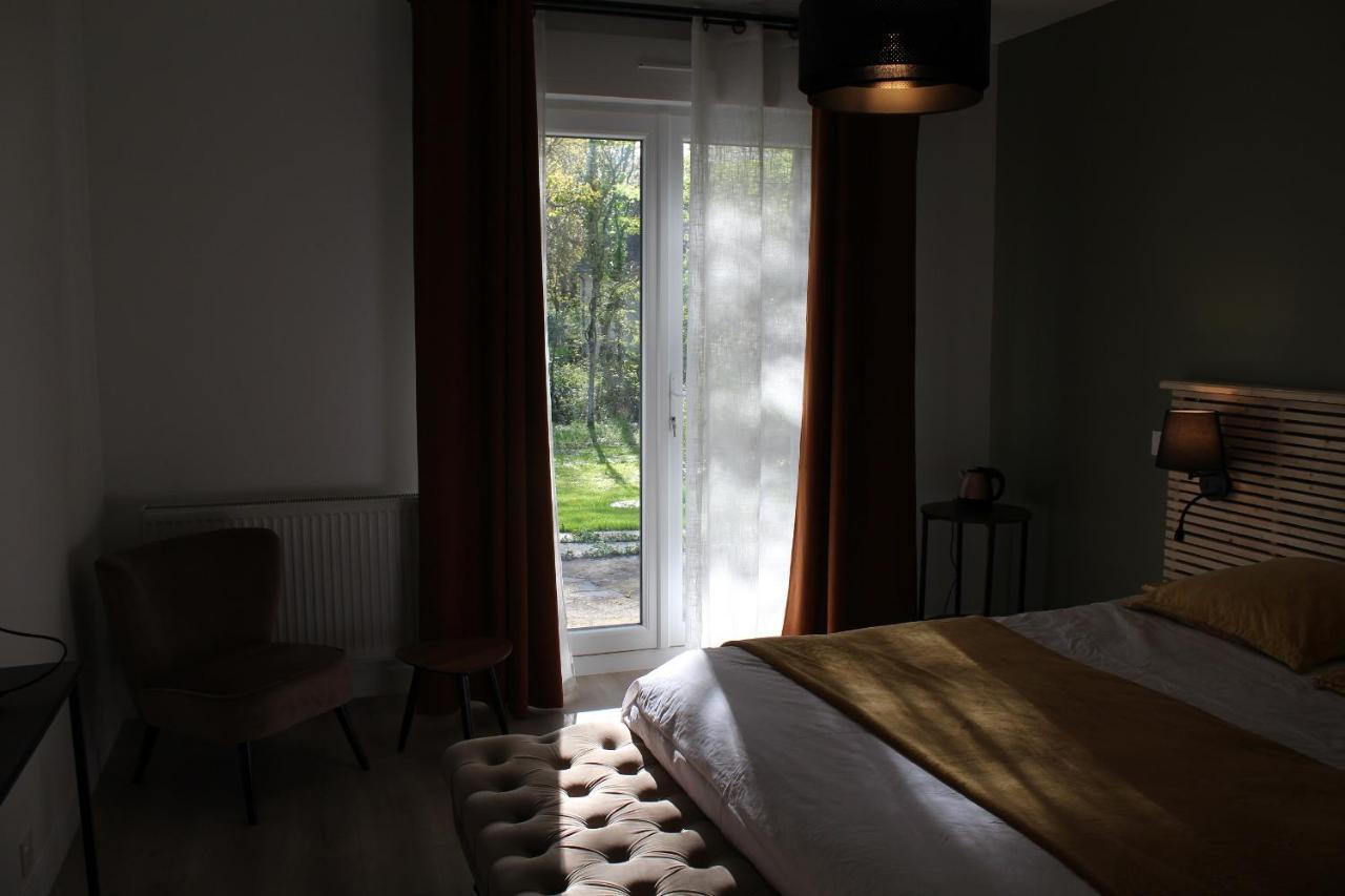 Yvré-lʼÉvêque Le Pre Du Buis B&B 외부 사진