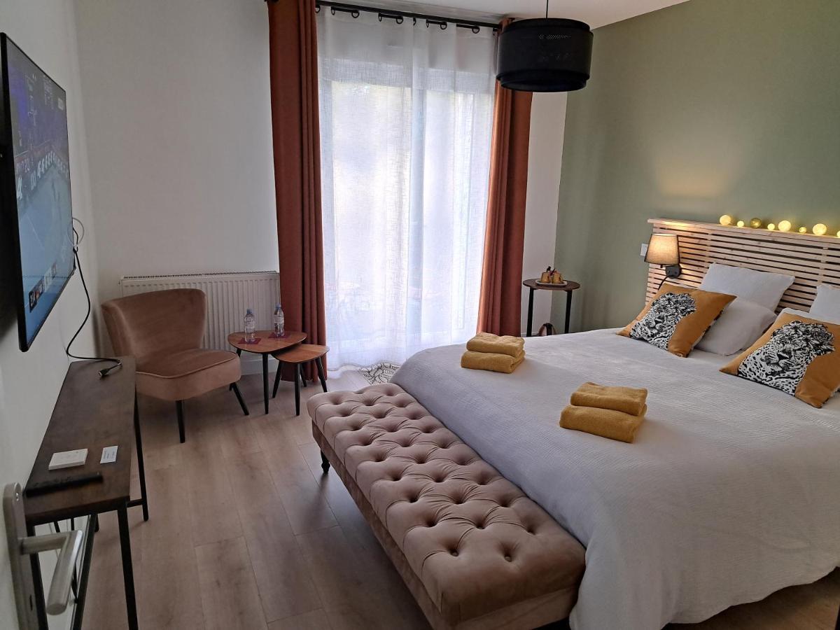Yvré-lʼÉvêque Le Pre Du Buis B&B 외부 사진